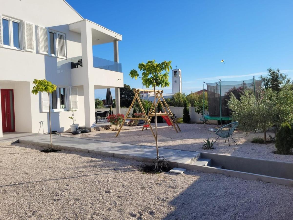Haus Dalmatia With Heated Pool Bibinje Exterior foto