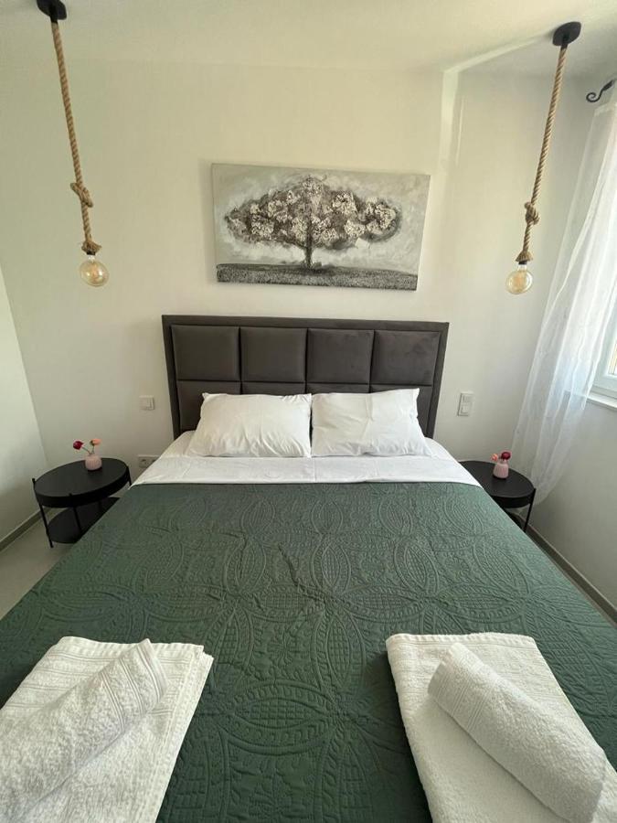 Haus Dalmatia With Heated Pool Bibinje Exterior foto