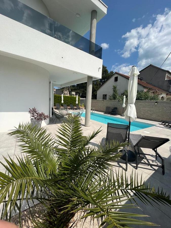 Haus Dalmatia With Heated Pool Bibinje Exterior foto