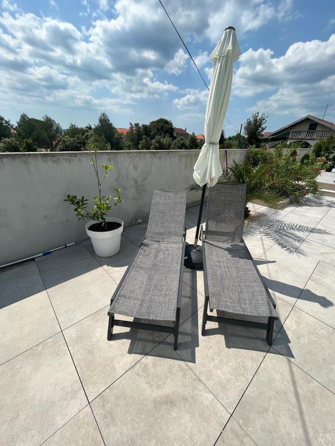 Haus Dalmatia With Heated Pool Bibinje Exterior foto